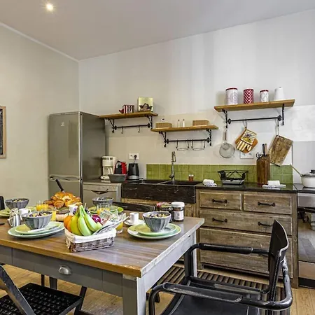 Gambetta - Charming 2 Bedroom - Near Promenade Lägenhet *