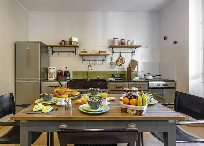 My Casa - Gambetta - Charming 2 Bedroom - Near Promenade شقة *